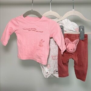 3️⃣ MONTHS: Pink and Maroon 3 Piece Baby Set by Carters